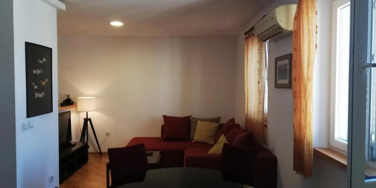 Split Center Rosita Apartment